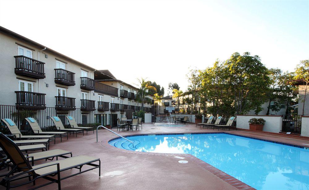 Fairfield Inn & Suites San Diego Old Town מראה חיצוני תמונה