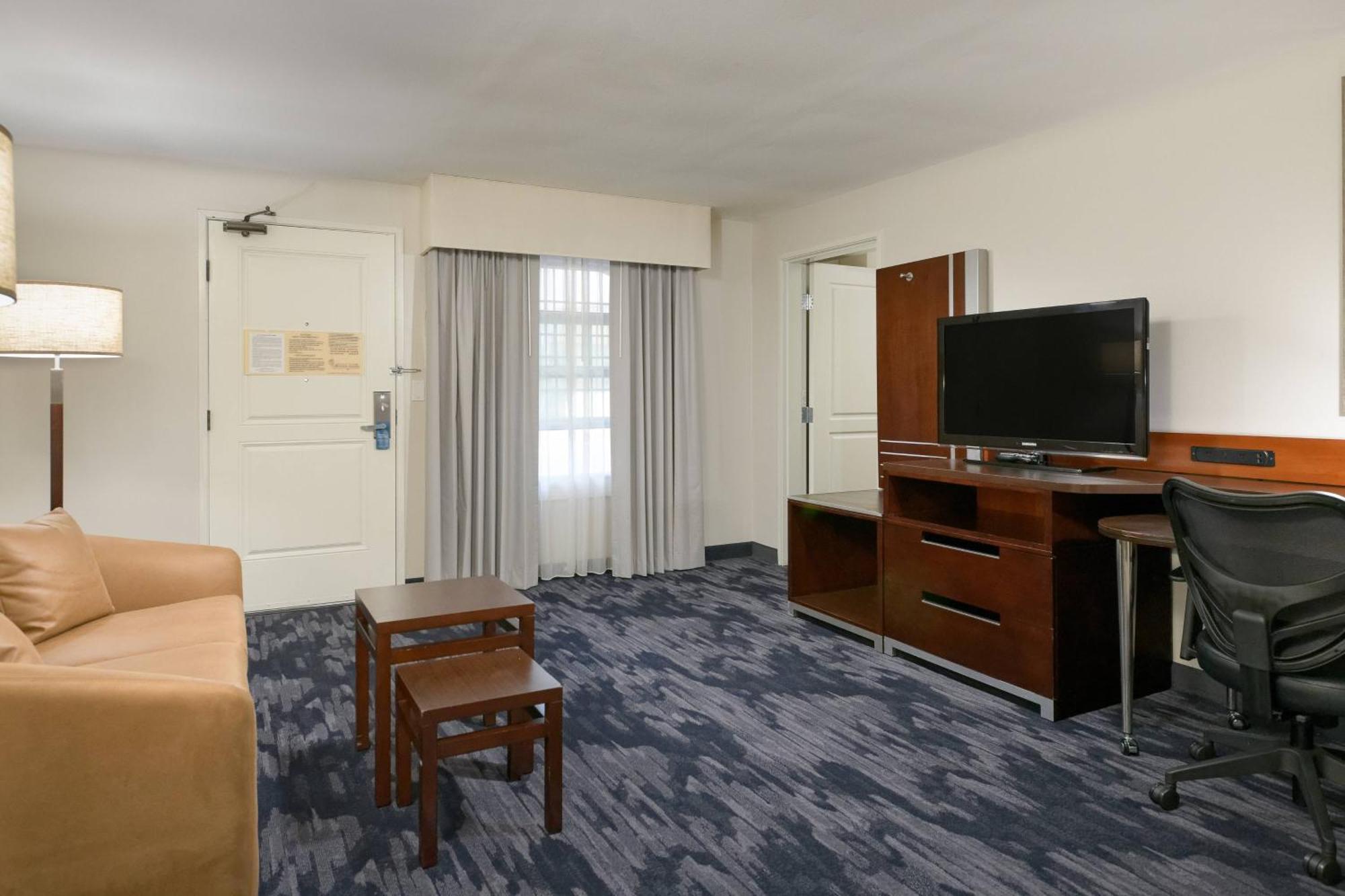 Fairfield Inn & Suites San Diego Old Town מראה חיצוני תמונה