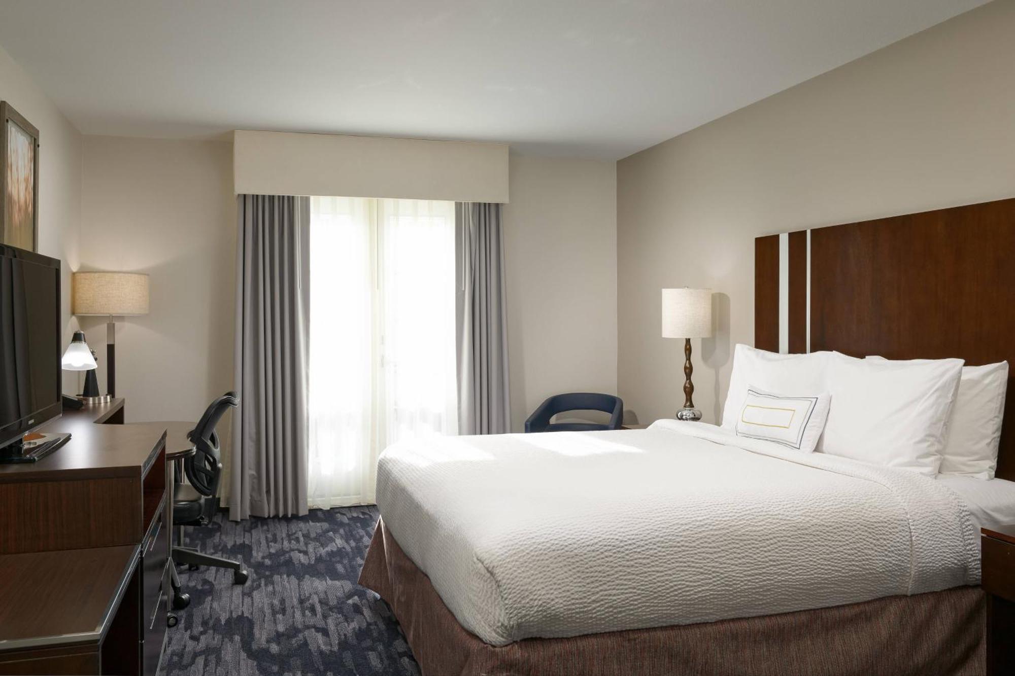 Fairfield Inn & Suites San Diego Old Town מראה חיצוני תמונה