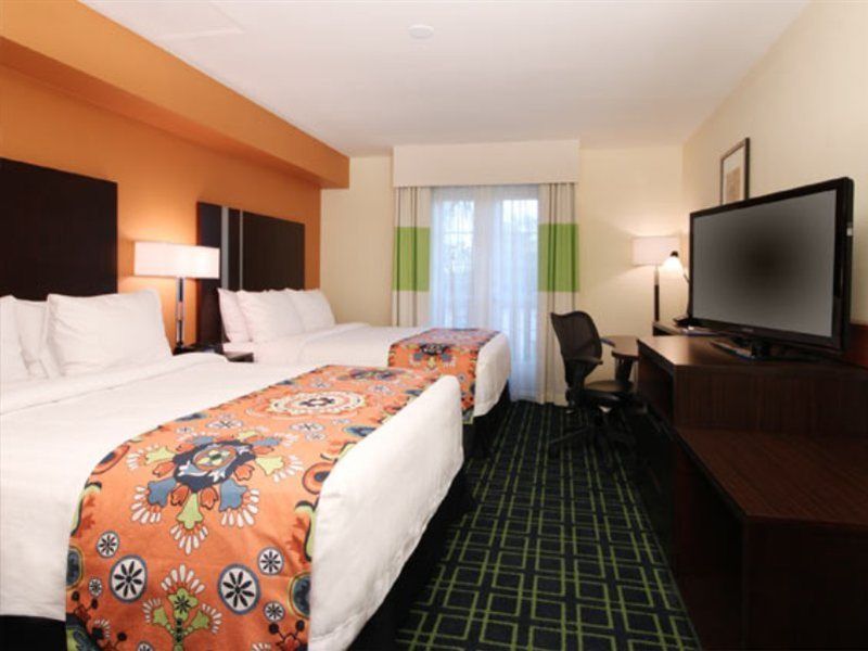 Fairfield Inn & Suites San Diego Old Town מראה חיצוני תמונה